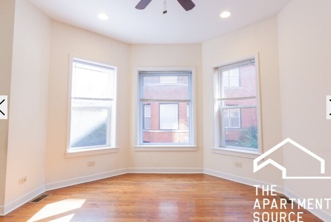 Building Photo - 859 W Cornelia Ave