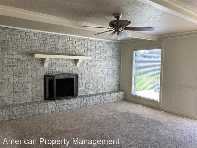 Building Photo - 4 br, 2.5 bath House - 2700 S Elder Ave