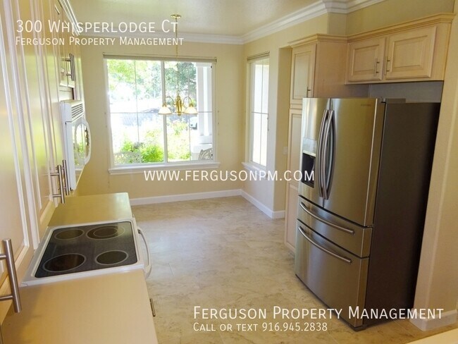 Building Photo - Beautiful Orchard Model in Sun City Rosevi...