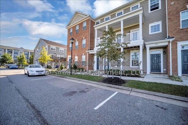 Building Photo - 205 Waterside Dr