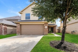 Building Photo - 2446 Tomica Ct