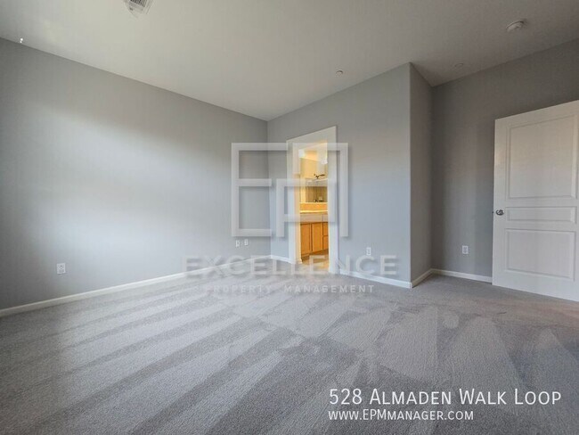Foto del edificio - 528 Almaden Walk Loop