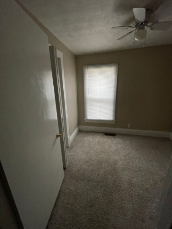 Foto principal - 121 1st Ave