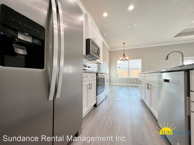 Foto del edificio - 4 br, 2 bath House - 216 Squirrel Haven Road