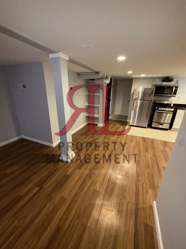 Foto del edificio - 722 Sheridan Ave