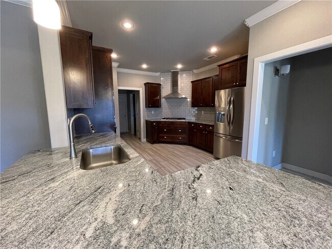 Foto del edificio - 3003 SW Satinwood Ave