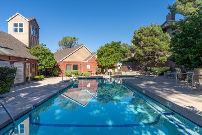 Piscina - The Pointe