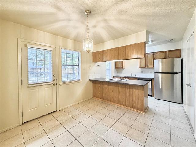 Foto del edificio - 504 Campbell Ln