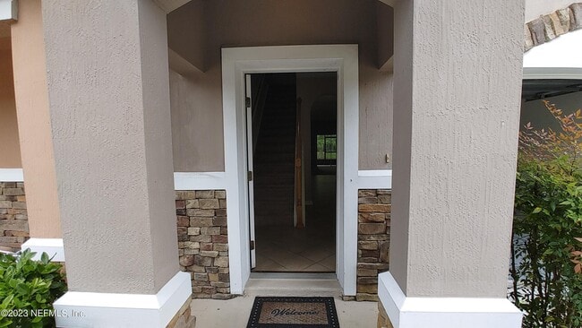 Building Photo - 5956 Pavilion Dr