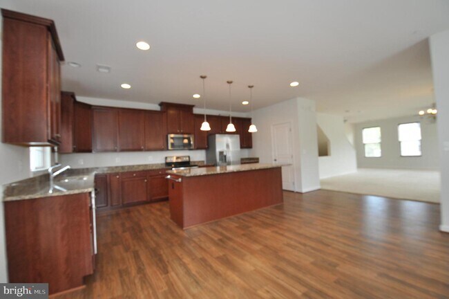 Building Photo - 14797 Mason Creek Cir