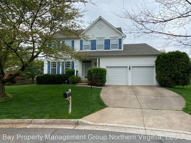 Building Photo - 5 br, 3.5 bath House - 20789 Rainsboro Dr