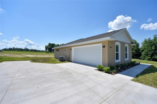 Building Photo - 10625 SE 101st Ct