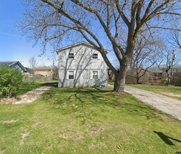 Building Photo - 2506 24th Pl