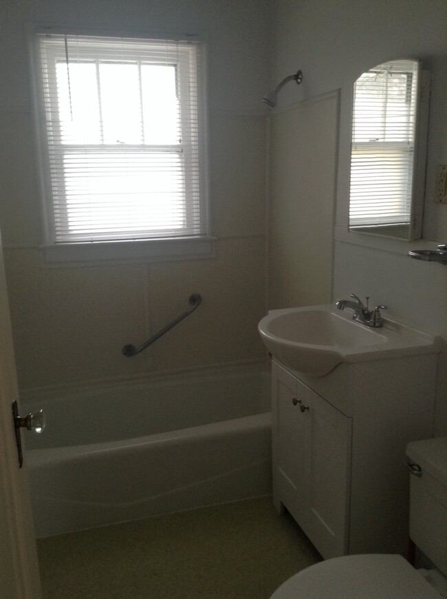 Foto del edificio - 2 BEDROOM, PLUS 2 BONUS ROOMS, 2 BATHROOM ...