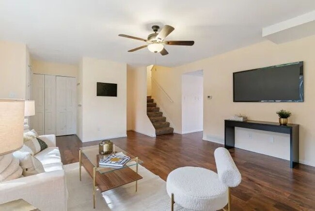 Foto del edificio - $2,350.00 - 4 Bedrooms, 2.5 Bathroom, Town...