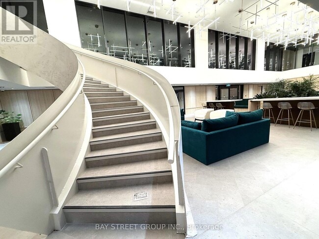 Photo du bâtiment - 3071 Trafalgar Rd