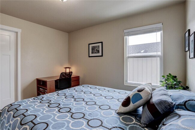 Foto del edificio - Beautiful 3 Bedroom 3 Bath Home Available ...