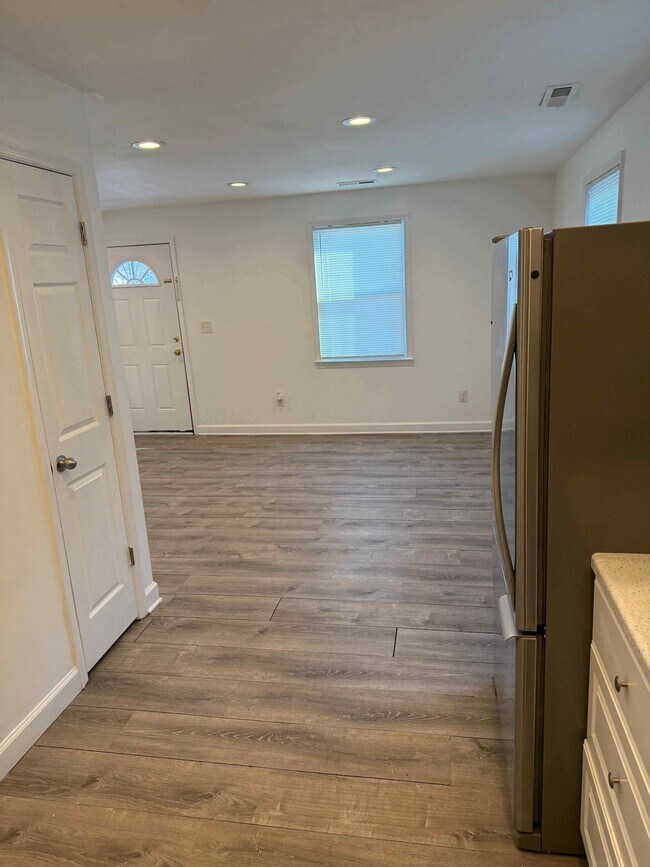 Foto del edificio - 182X Kitty Hawk Rd