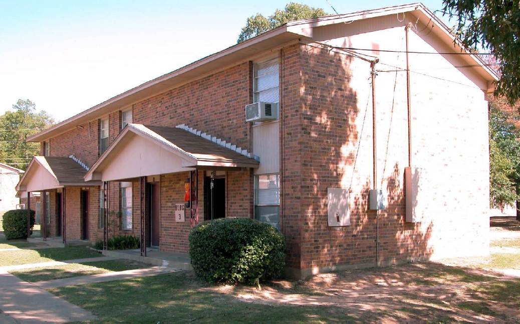 Primary Photo - Belaire Manor Apartments