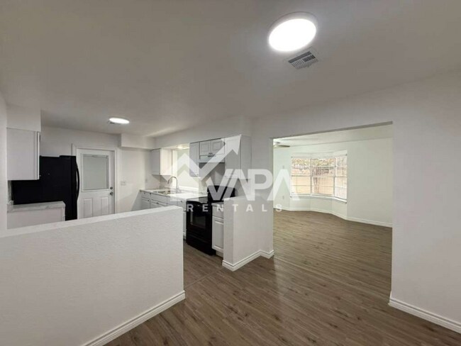 Foto del edificio - 231 Middlebury Dr