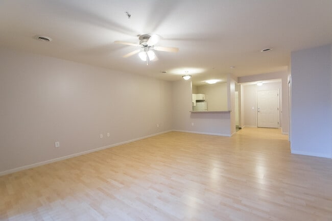 Interior Photo - Tenth & College Apartments
