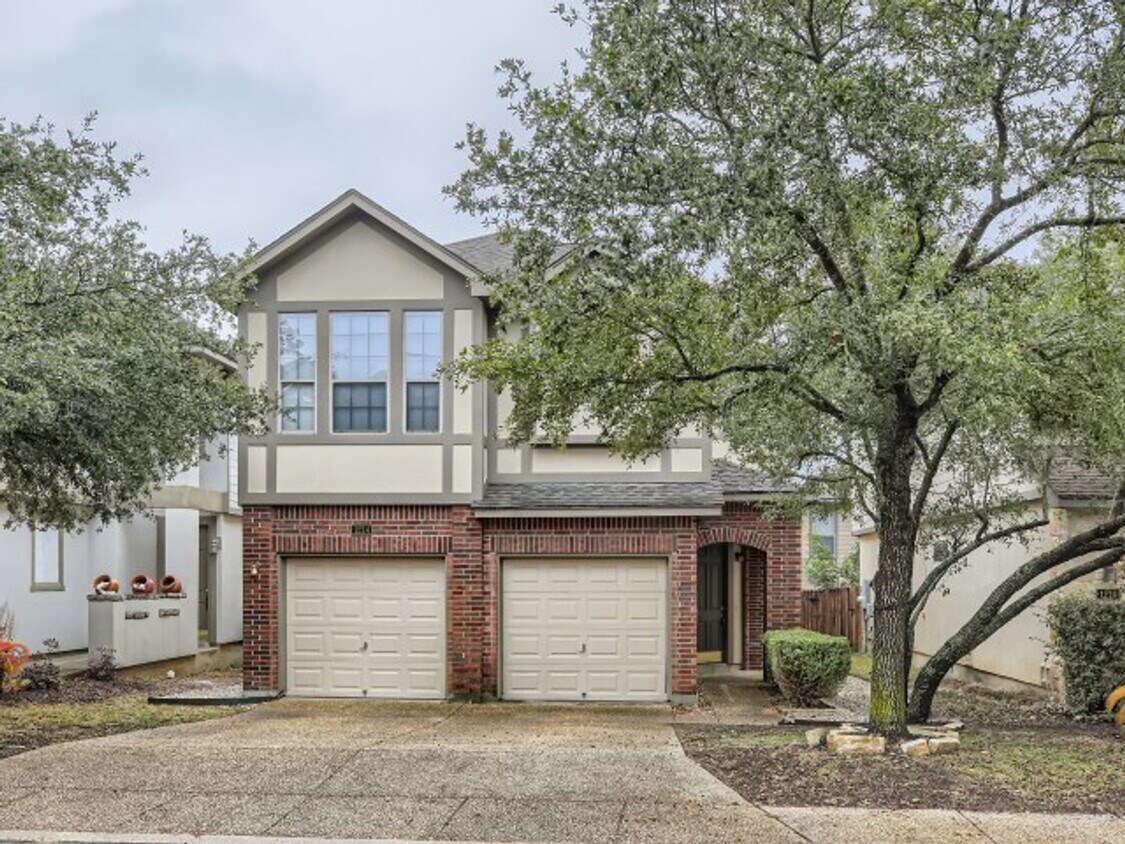 Primary Photo - Home is Stone Oak!