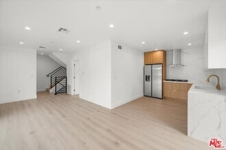 Building Photo - 4922 S Centinela Ave