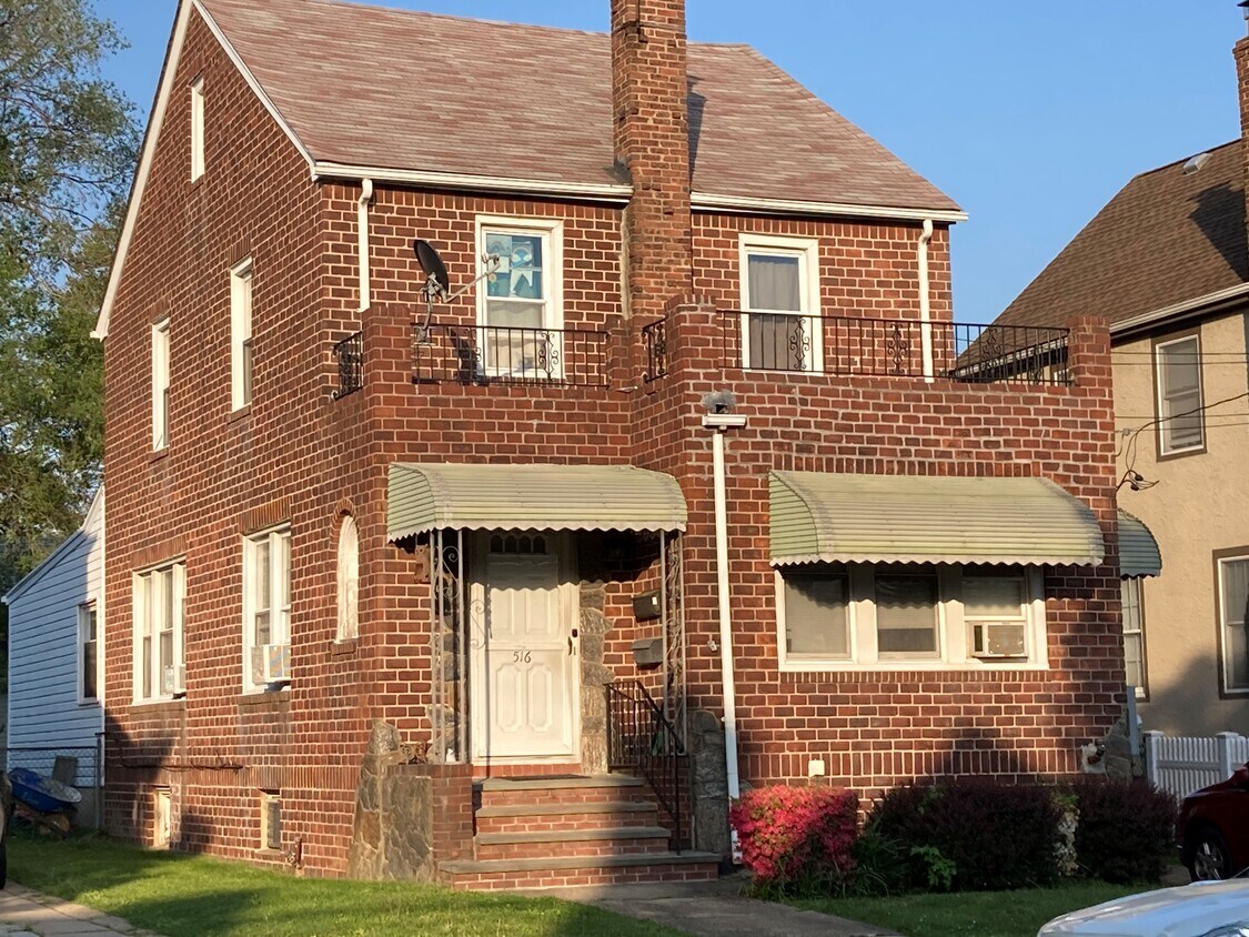 Primary Photo - 516 Marcellus Rd