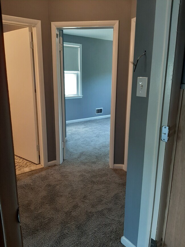 Entrada - 4611 Parkwood Ave