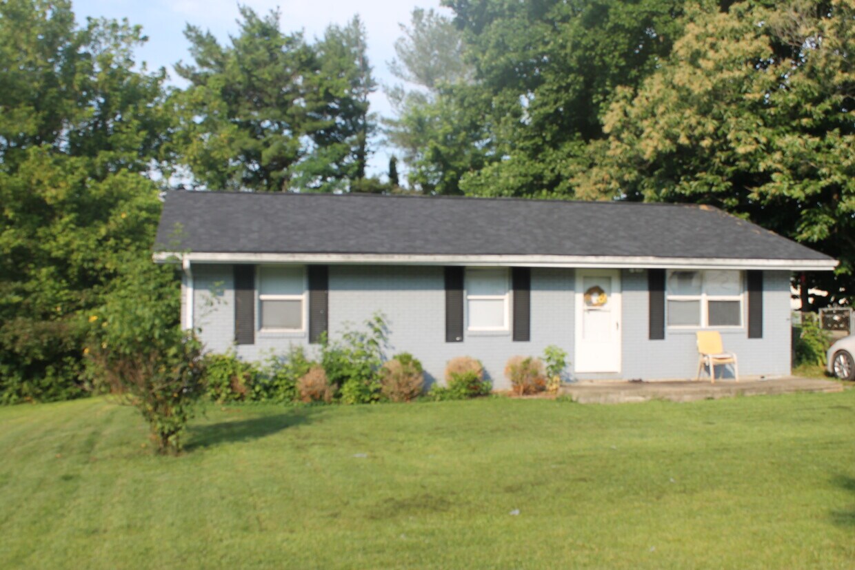 27 Clayton Ln N, Morehead, KY 40351 House Rental in Morehead, KY