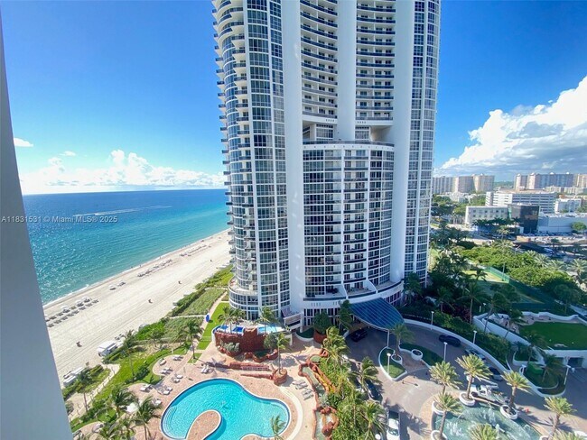 Building Photo - 18201 Collins Ave