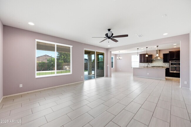 Building Photo - 9559 W Fallen Leaf Ln