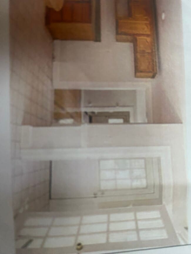 Building Photo - 52 Littleton Rd