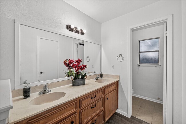 Foto del edificio - 18706 Clover Glen Ln