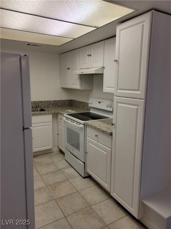 Foto del edificio - 925 Willow Tree Dr