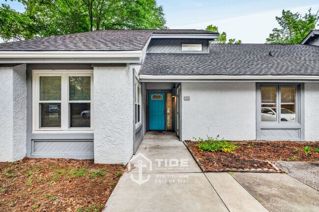 Foto del edificio - Spacious Home in the Heart of Summerville