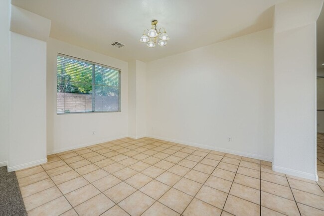 Foto del edificio - Newly remodeled 4 bedroom home!