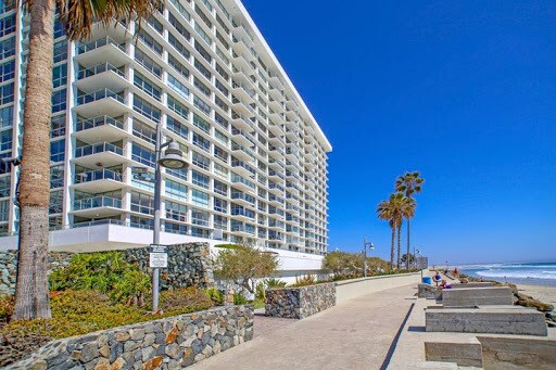 El Camino Builind está situado en la playa. - 1830 Avenida Del Mundo