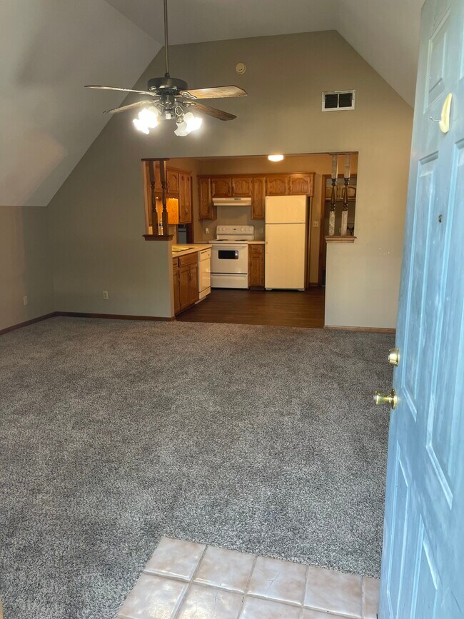 Foto del edificio - 731 N Liberty St