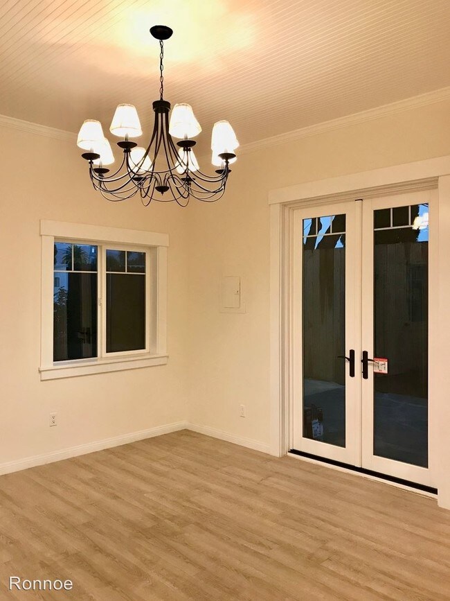 Building Photo - 4311 Carpinteria Ave