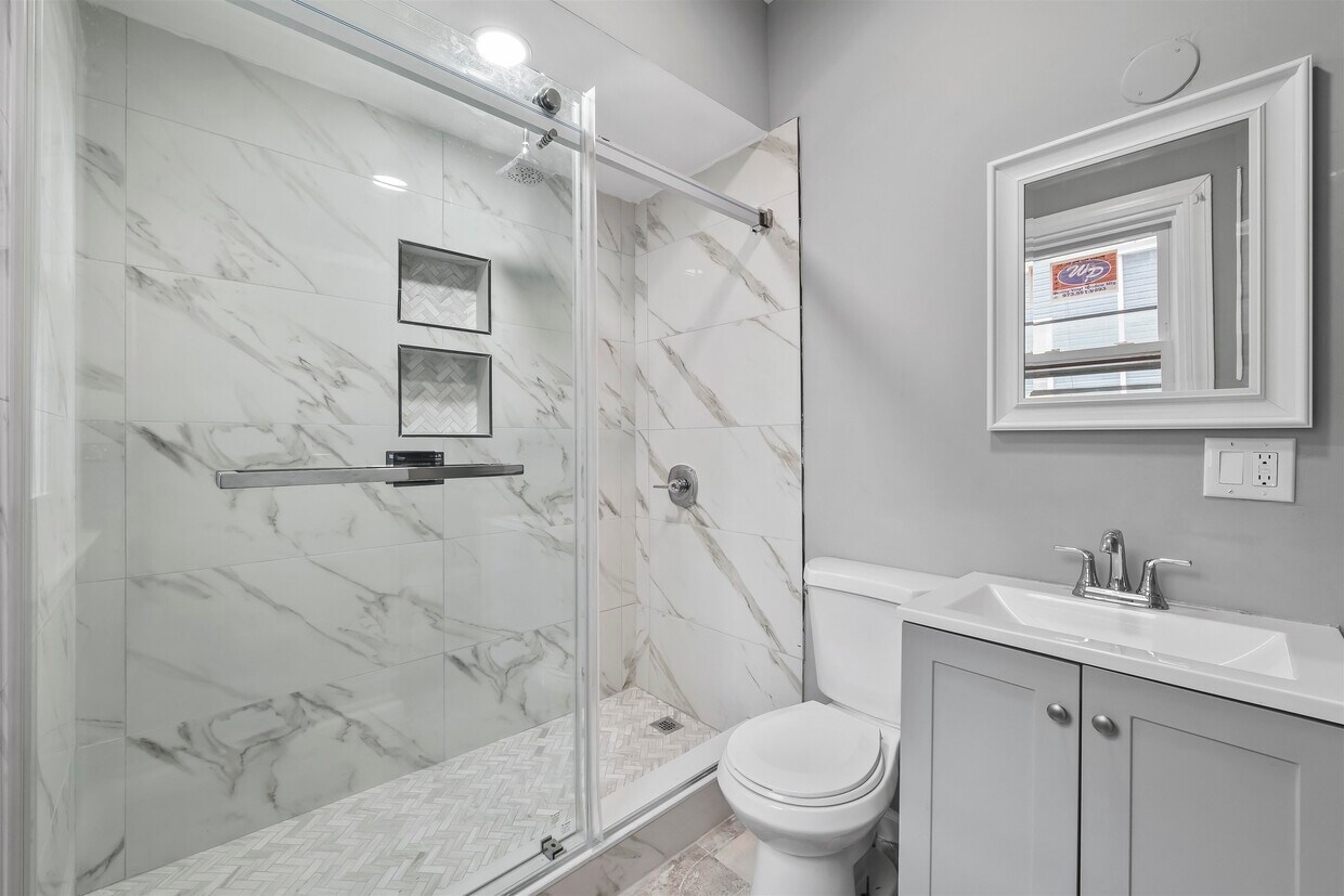 Foto principal - 237 20th Ave