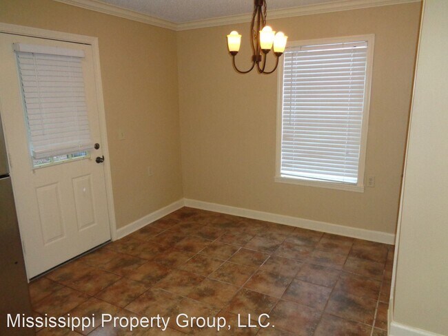 Building Photo - 2 br, 2.5 bath House - 215 Edinburgh Place