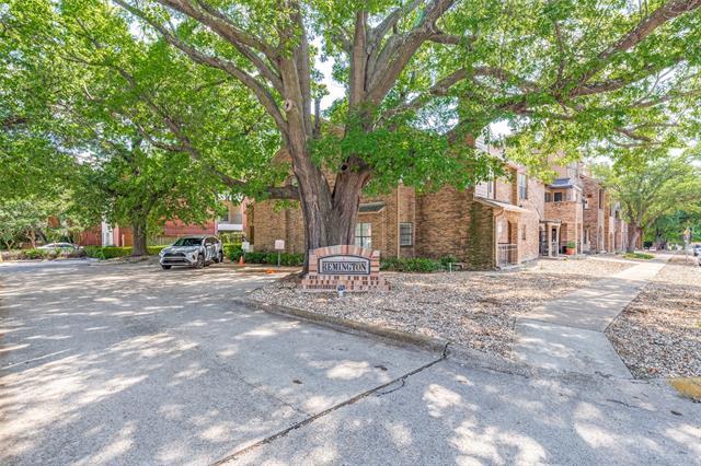 Foto del edificio - 6000 Auburndale Ave