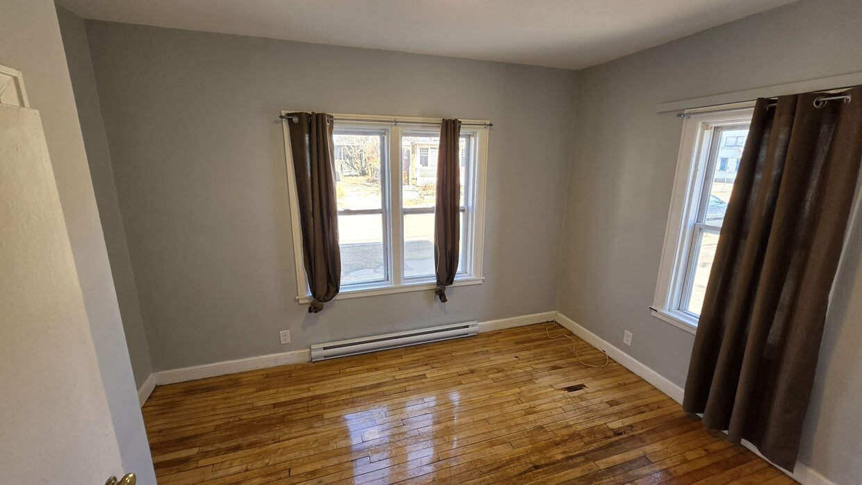 Building Photo - 56 Fleet St