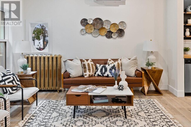 Building Photo - 304 Lincoln Rd