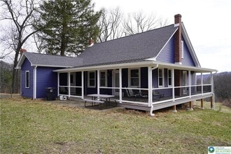 Building Photo - 655 Birch Dr