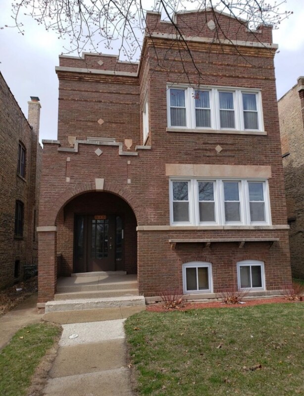 2104 Ridgeland Ave Unit 1, Berwyn, IL 60402 Room for Rent in Berwyn