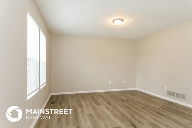 Building Photo - 1750 Falkirk Rd