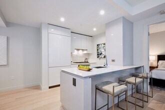 Building Photo - 135 Seaport Blvd
