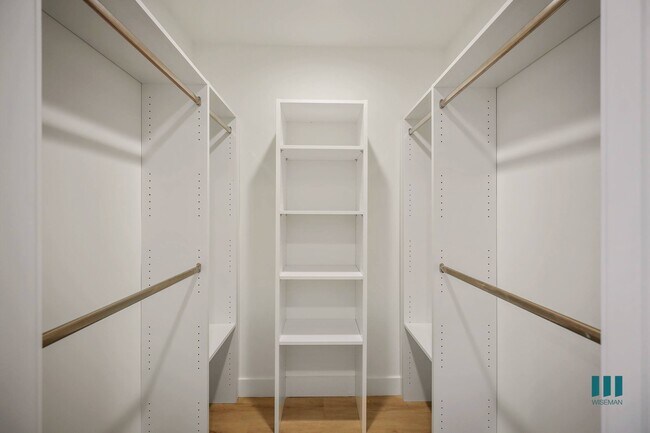 Foto del interior - Motor Tides by Wiseman